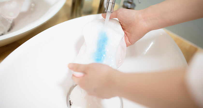 尿漏れ対策用布ナプキンはお湯で洗う