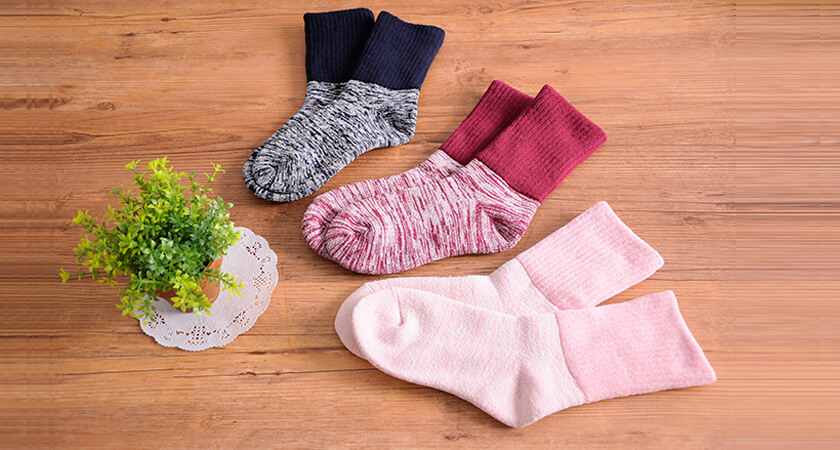 お部屋履きにピッタリ!しっかり厚手のふわもこ靴下